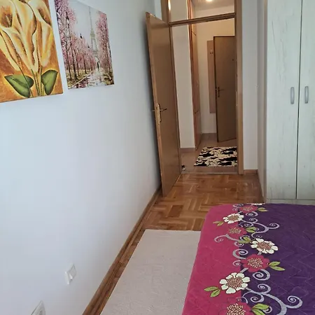 شقة Apartman بودغوريتْسا